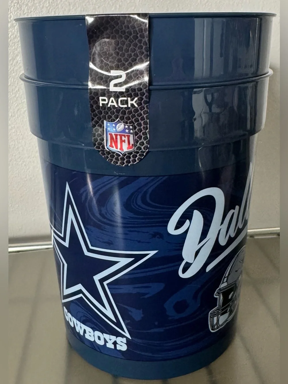 NFL Dallas Cowboys Blue Team Logo Plastic Cups - 2 Pack fan football